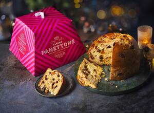 marksandspencer_XMAS2023_FOOD_tradicni italske vanocni panettone_199,90Kc.jpg